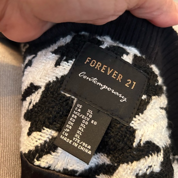 Forever 21 Contemporary Black and White Houndstooth Jacket Bomber XL - Picture 6 of 8